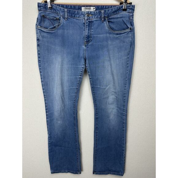 Mountain Khakis Women's Classic Fit Jeans Light Wash 14P Organic Cotton Soft - Picture 1 of 13